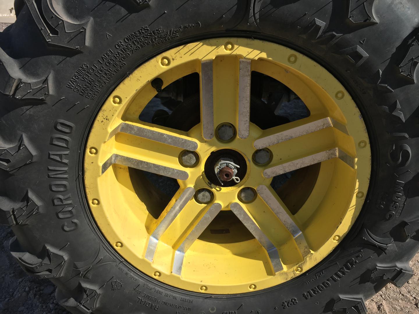 ./imagenes/INVOICE/2019/16463/CARRITO UTILITARIO JOHN DEERE GATOR (7).JPG